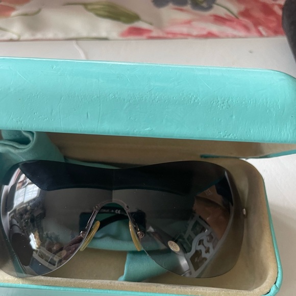 Tiffany sunglasses main image 6